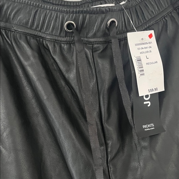Ricki's Sleek Black Joggers Size Large - Picture 7 of 9